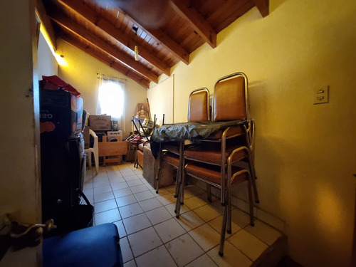Casa En Venta Godoy Cruz + Local Comercial