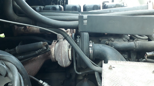 Imagem 4 de 15 de Scania T 124 420