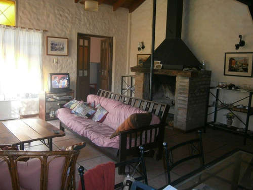 Imagen 6 de 7 de Casa Quinta Paraná En Zona Residencial