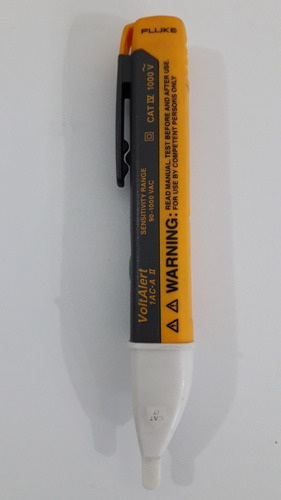 Imagen 4 de 7 de Multímetro Pinza Amperimetrica Fluke 374 Y Detector De Volta