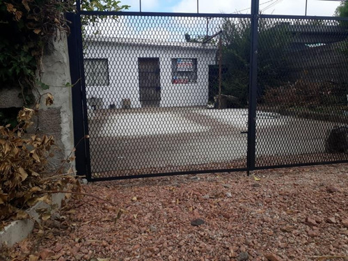 Imagen 1 de 13 de Casa Calle Mazzarino - Punta De Rieles