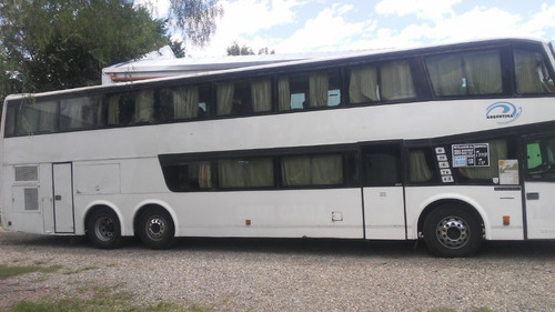 Omnibus Mercedes Benz O400.