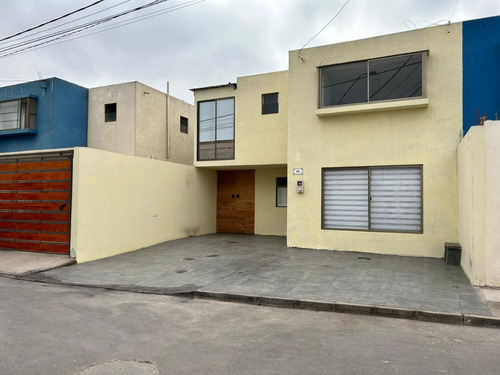 Cómoda Y Amplia Casa En Condominio Cerrado