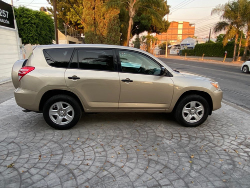 Toyota RAV4 2.5 Base 3a. Fila De Asientos Mt
