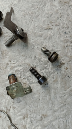 Tornillos Herrajes Transmision Automatica Peugeot 307 2.0 03 (Usado)