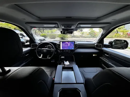 Toyota Sequoia 3.5 V6 Sr5 4X4