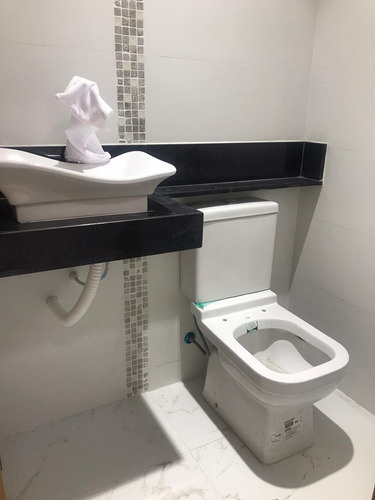 Imagem 9 de 14 de Casa Condomínio 2 Dormitórios 1 Vaga Vila Caiçara