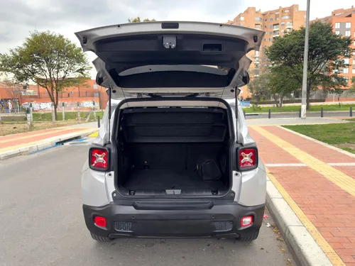 Jeep Renegade 2.4 Longitude