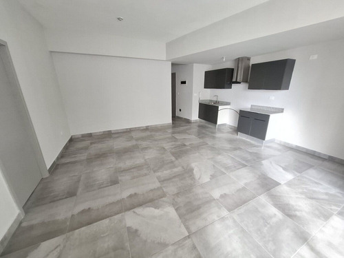Apartamento En Alquiler En Serrallés, Santo Domingo