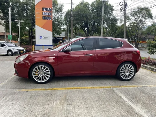 Alfa Romeo Giulietta 1.4 Distinctive Mt 2012