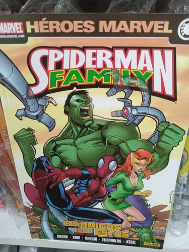 Spiderman Family  - Con Amigos Como Estos - Tapa Blanda Pani