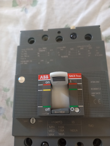 Interruptor Termomagnetico Abb Tmax Xt3n 250 3 Polos 100 Amp