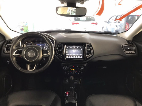 Imagem 10 de 11 de Jeep Compass 2017 2.0 Limited Flex Aut. 5p