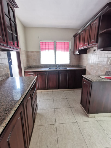 Venta De Apartamento En Gazcue 