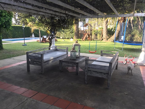 Casa Venta 4 Dormitorios 3 Baños Jardín Pileta Quincho Parrilla Cochera 280 Mts 2 -terreno 1300 Mts 2- Manuel B Gonnet