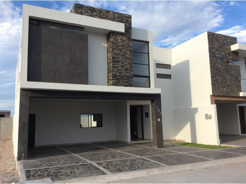 Imagen 1 de 3 de Casa Sola En Venta Los Viñedos