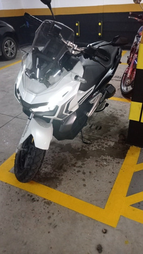 Honda Adv 150