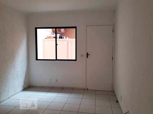Imagem 1 de 12 de Casa Para Aluguel - Jardim Do Mar, 2 Quartos, 74 - 893173227