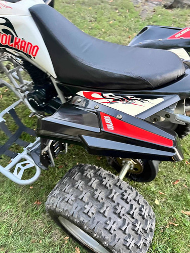 Imagen 17 de 25 de Motomel Volcano 250cc.