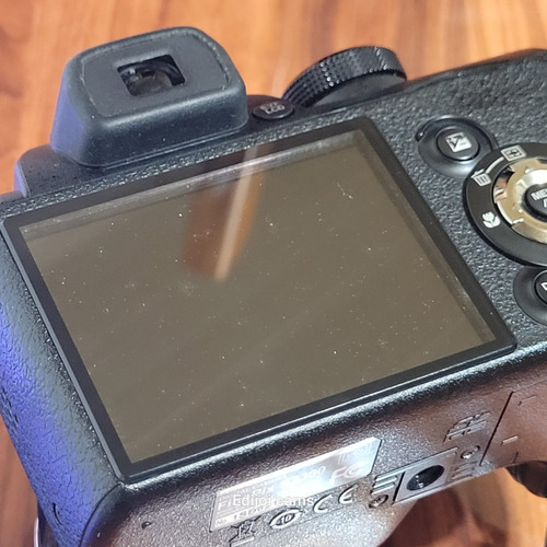 Camera Fuji Finepix S3300 Zoom24x Linda Preto (Usado)