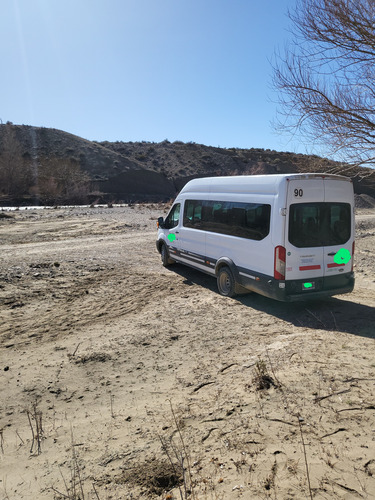 Ford Transit 2.0 Minibus 17+1 460E