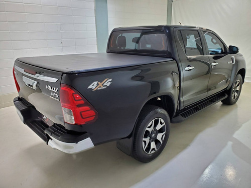 Imagem 5 de 15 de Toyota Hilux 2.8 Srx 4x4 Cd 16v Diesel 4p Automático
