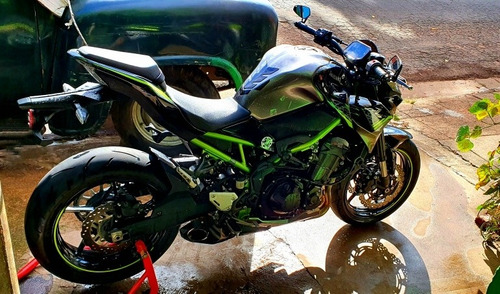 Imagen 11 de 15 de Kawasaki Z900 Exelente Estado! Mas Extras Incluidas