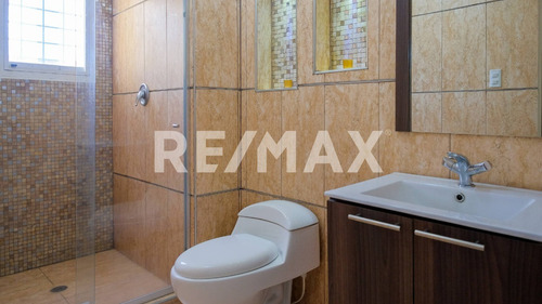 Imagen 20 de 25 de Casa En Venta Monteserino Cod:147225 Albert Gonzalez 04121444789 (solo Clientes)