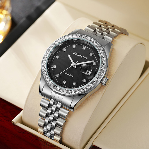 Silver Black Face: Nuevas Parejas Modernas Con Diamantes