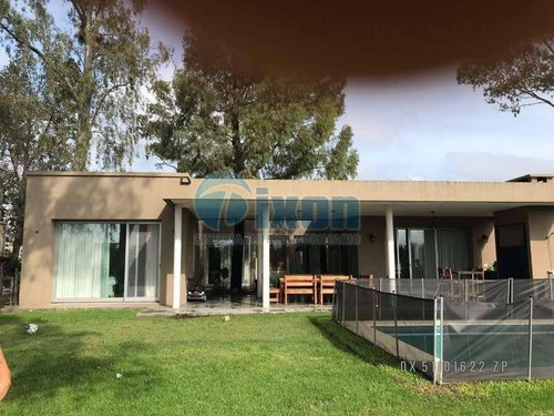 Imagen 2 de 9 de Barrio Cerrado El Encuentro - Casa Venta Usd 560.000