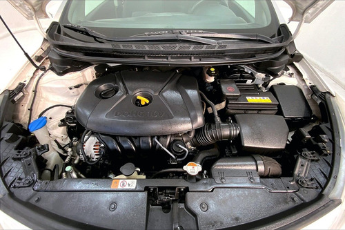 Imagen 10 de 25 de Kia Forte 4 Pts Ex, Ta, A/ac, Camara Reversa, Ra-16