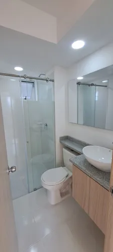 Apartamento Con 3 Habitaciones, 2 Baños, Y Una Vista Increib