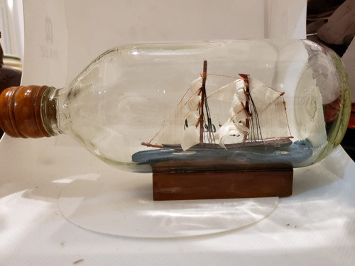 Barco De Vidrio En Botella Antiguo