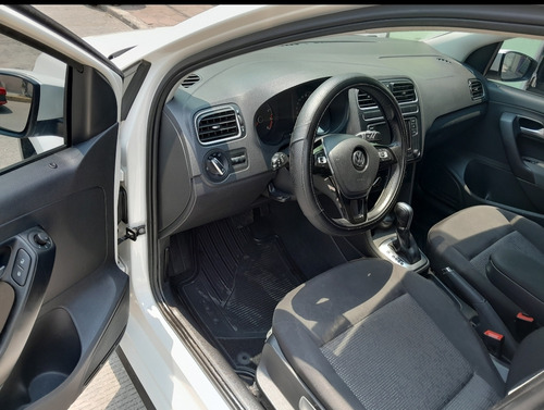 Volkswagen Polo 1.6 Comfortline Plus Mt