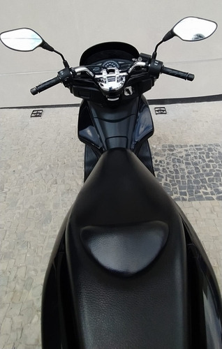 Imagem 4 de 7 de Honda Pcx