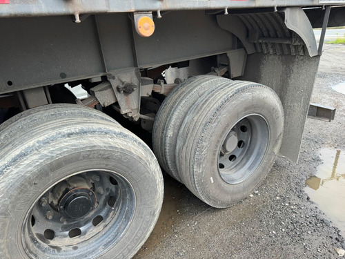 Conjunto Mercedes Benz 2544 Com Bitrem Guerra