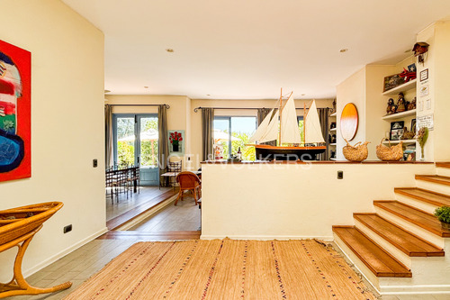 Venta Preciosa Casa Estilo Italiana Toscana, Maitencillo