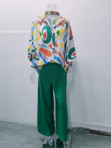 Conjunto De Camisa Con Estampado Suelto Y Pantalones