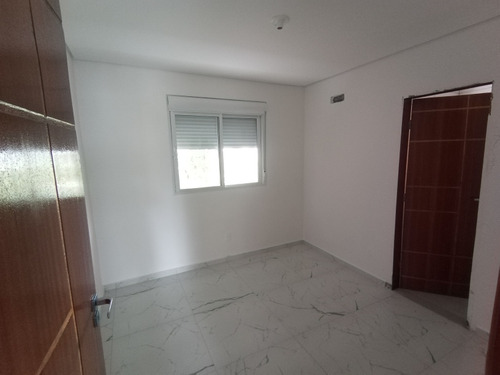 Sobrado Novo Com 2 Suítes E Sacada Ideal Para Morar