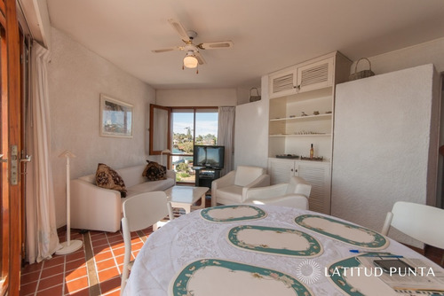 Apartamento Frente Al Mar- Ref: 324