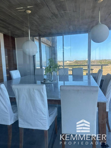 ****casa Frente Al Mar En Punta Del Este****