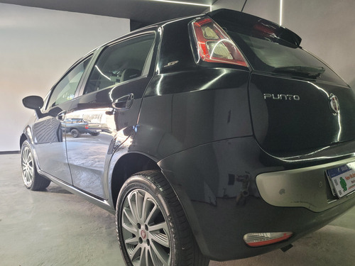 Fiat Punto 1.6 16v Essence Flex Dualogic 5p