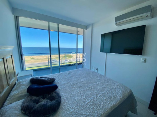 Imagen 19 de 29 de Encantador Departamento Primera Linea De Playa Mansa!! Consulte