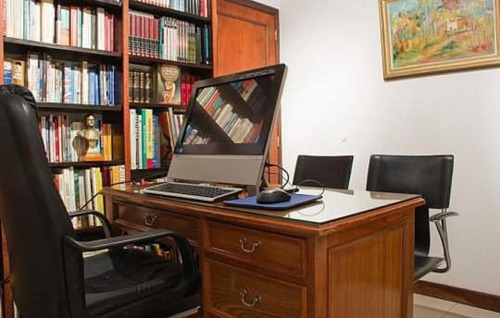Casa En Venta - 4 Dormitorios 5 Baños - 1302mts2 - Pilar