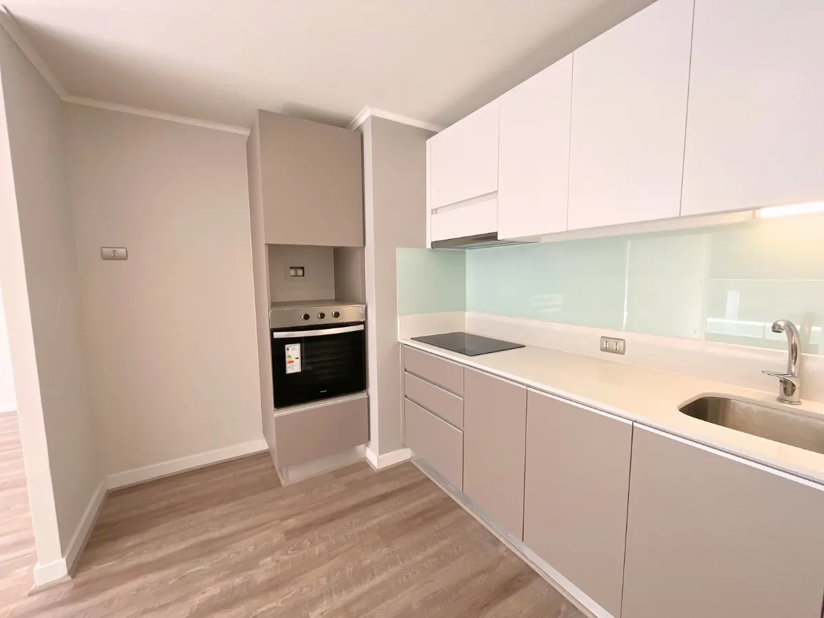 Imagen 5 de 22 de Arriendo De Departamento En Santiago. 2 Dormitorios, 2 Baños