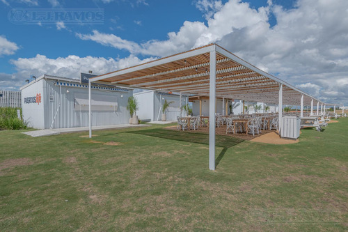 Terreno En Puertos Del Lago - Barrio Amarras