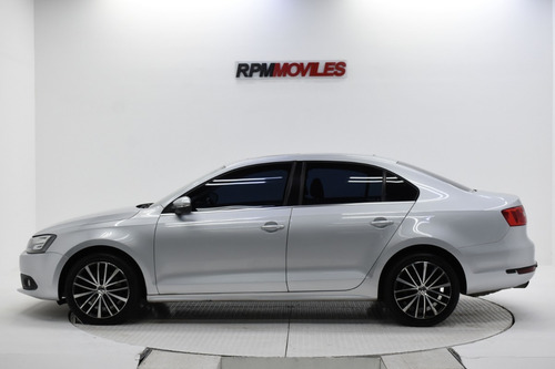 Volkswagen Vento 2.0 Sportline Dsg 2014 Rpm Moviles