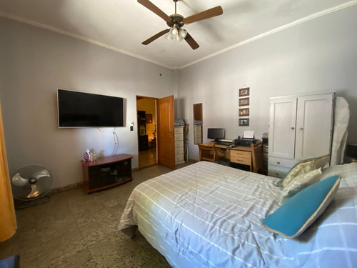 Casa En Venta 3 Amb, Benito Juarez, El Palomar