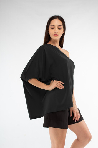 Imagen 5 de 6 de Blusa Asimétrica De Un Hombro
