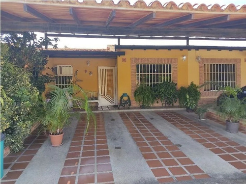 Imagen 1 de 13 de Nestor Moreno Vende Casa En Valle De Oro San Diego Inc-095
